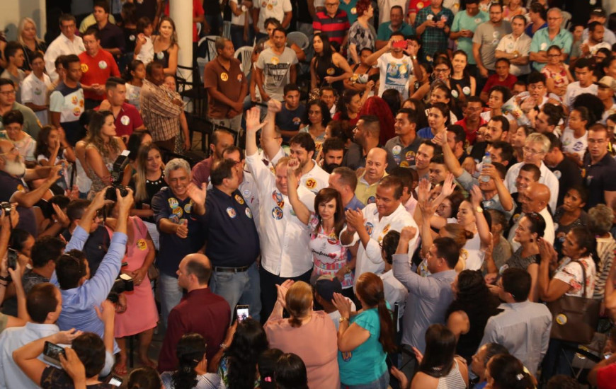 Candidata organizou reunião com cerca de 2 mil apoiadores em Palmas nesta quarta