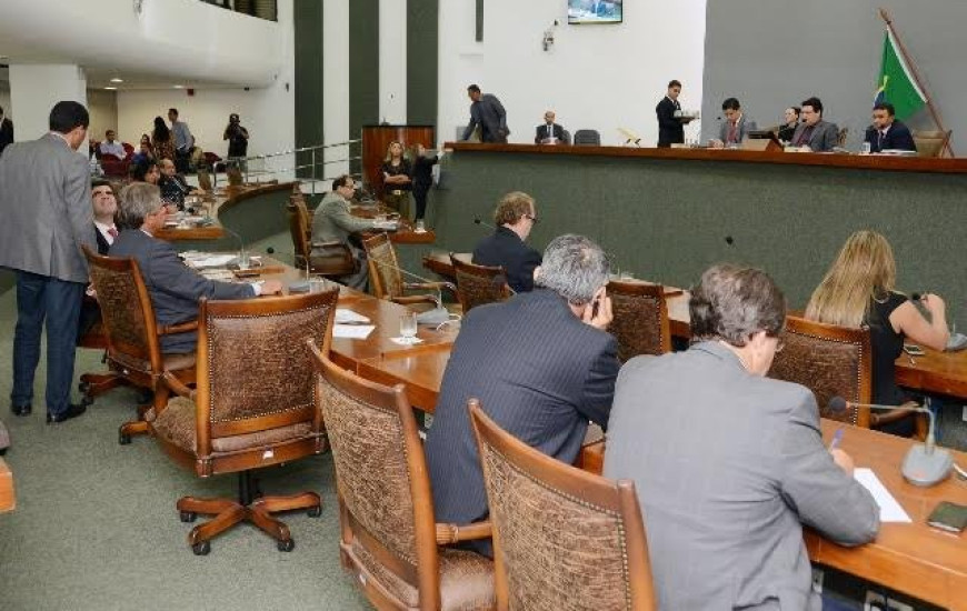 Deputados aprovam LDO no plenário da AL