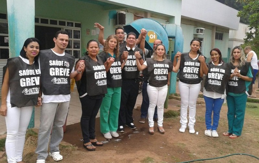 Servidores do Hospital de Araguatins em greve