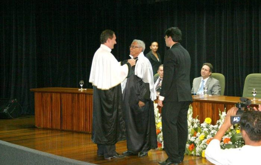 Em 2008 Ruy Rodrigues recebeu título de doutor