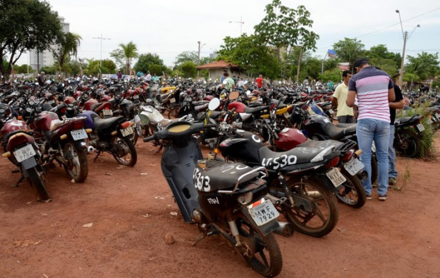 520 motocicletas foram leiloadas