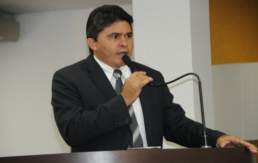 Major Negreiros critica governo do Estado