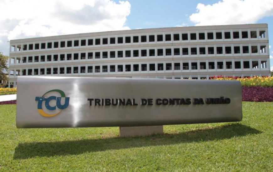 TCU julga contas de Dilma Rousseff