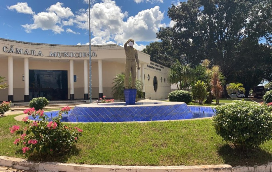 Câmara Municipal de Colinas do Tocantins.