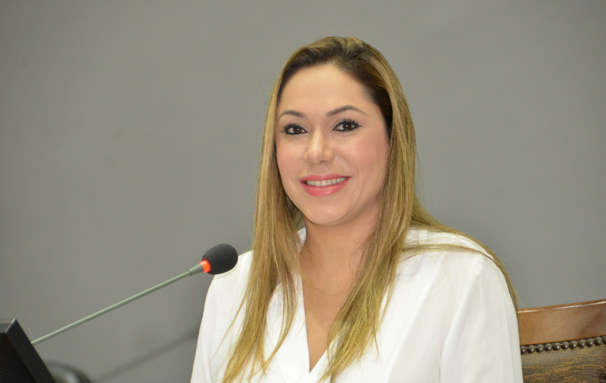 Deputada estadual Luana Ribeiro