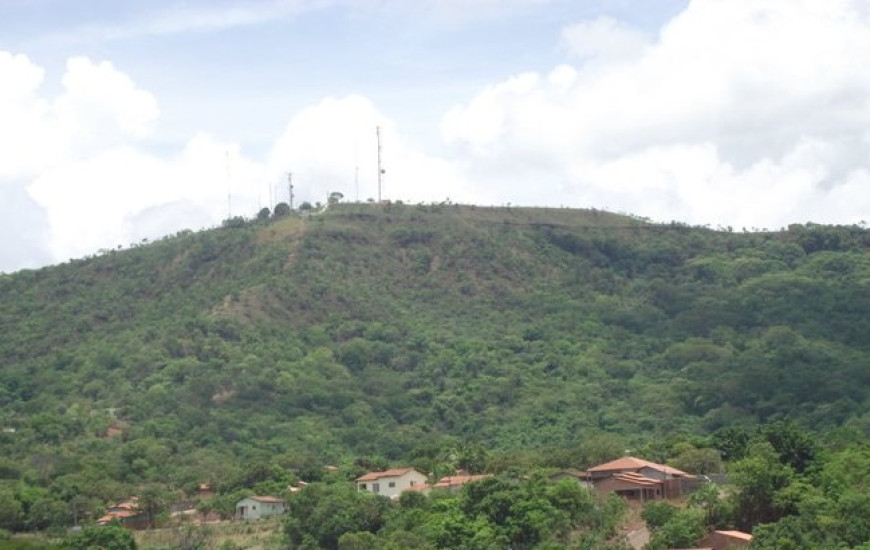 Criança fazia trilha com a mãe na Serra do Estrondo