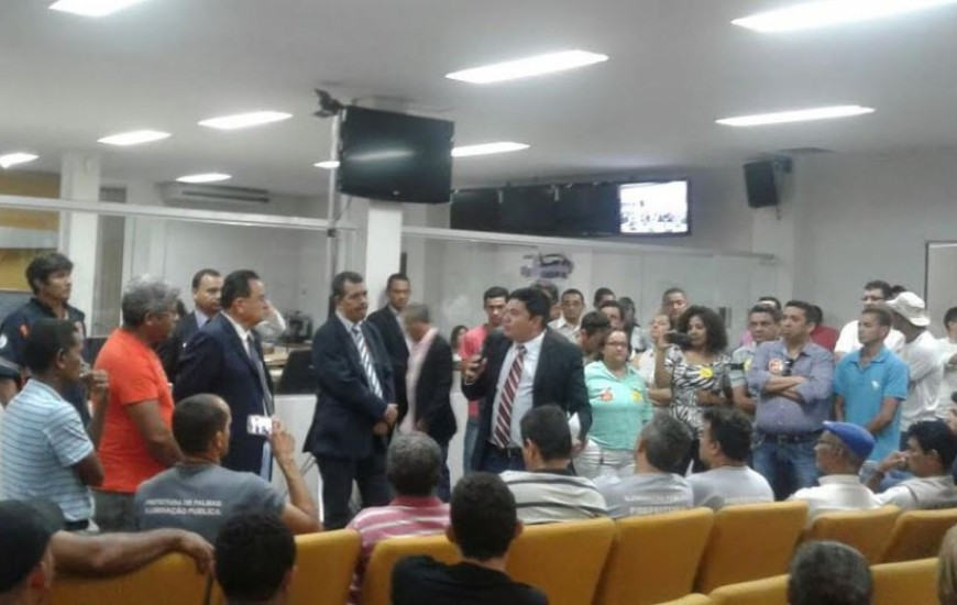 Vereadores debatem na Câmara de Palmas
