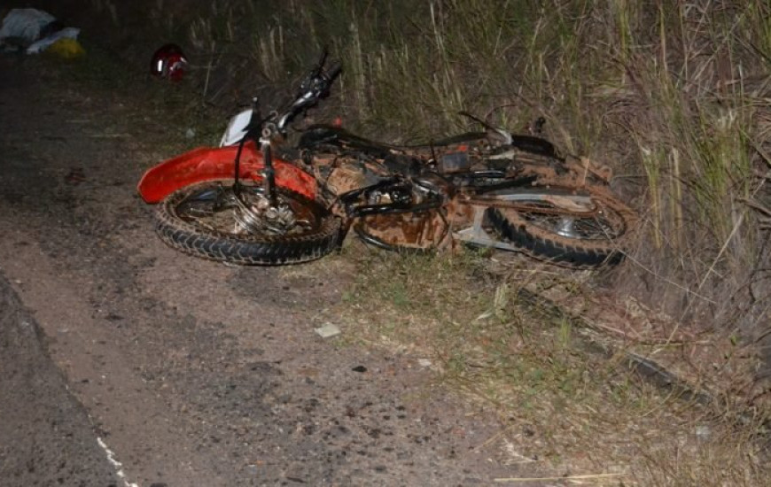 Motociclista faleceu no local do acidente
