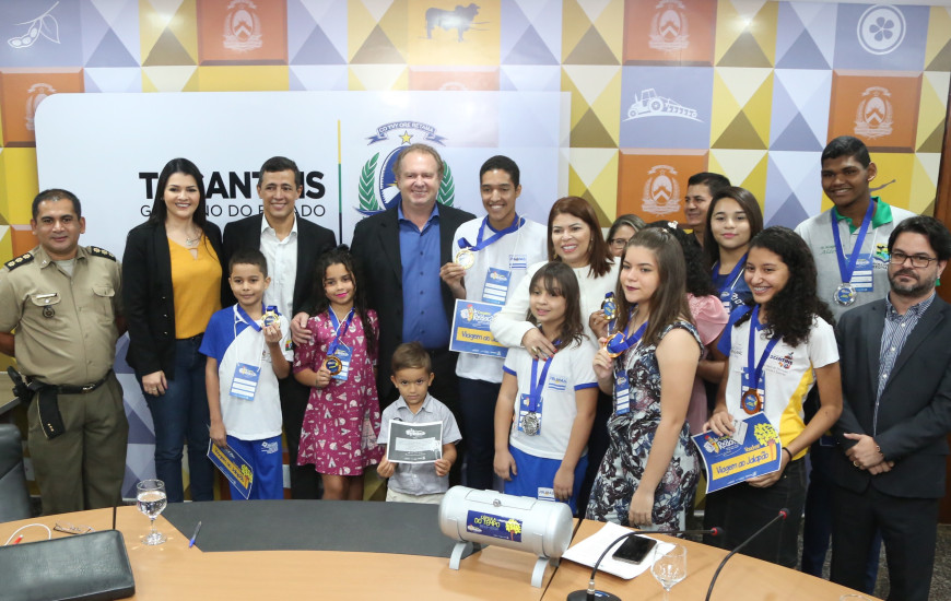 A solenidade foi realizada no palácio Araguaia