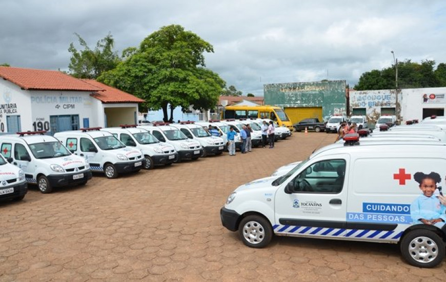 Cada município recebeu uma ambulância