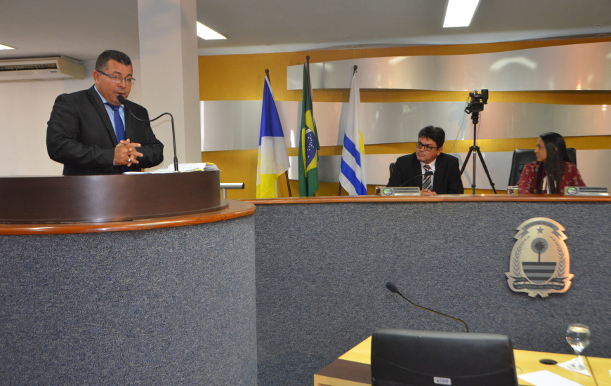 O debate será realizado na terça-feira, 26