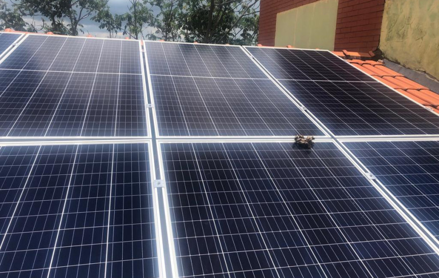 Instalação da energia solar na sede do PEL, representa um avanço