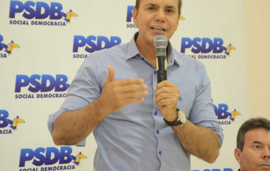 ex-senador Ataídes Oliveira,