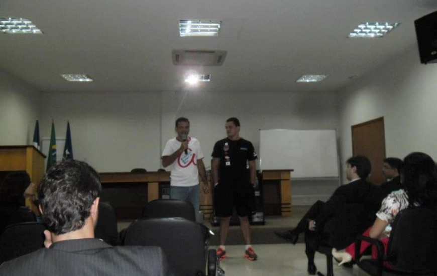 Amigos do Bem em palestra