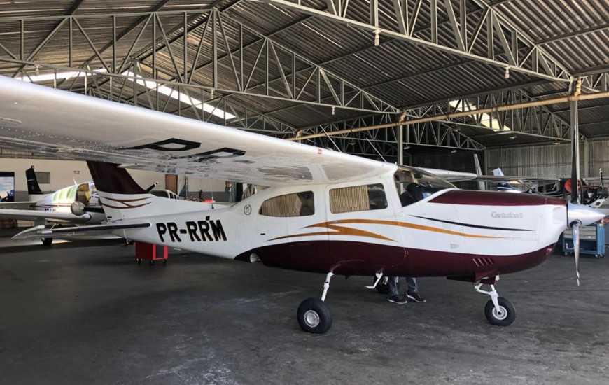 Aeronave Cessna 210