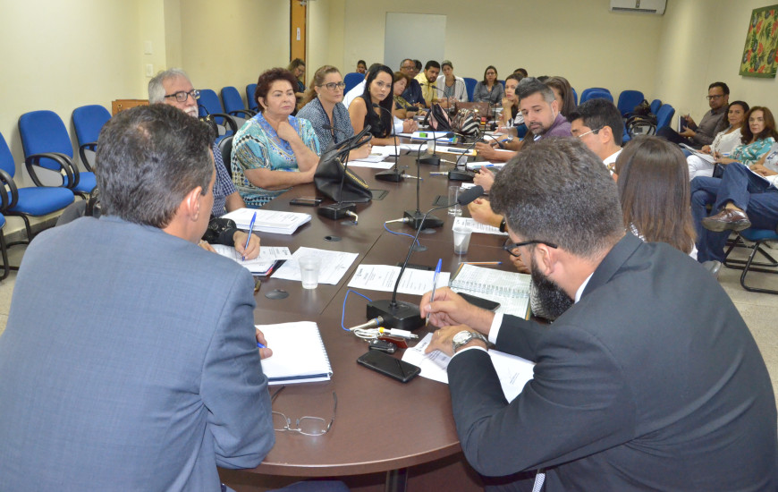 Reunião foi realizada com diretores de hospitais públicos