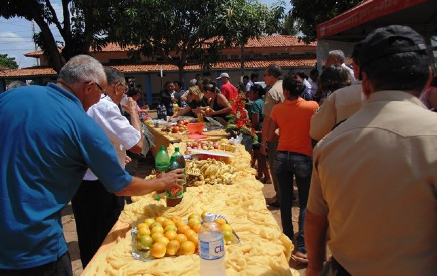 Policiais realizam Café com Fe em Araguatins