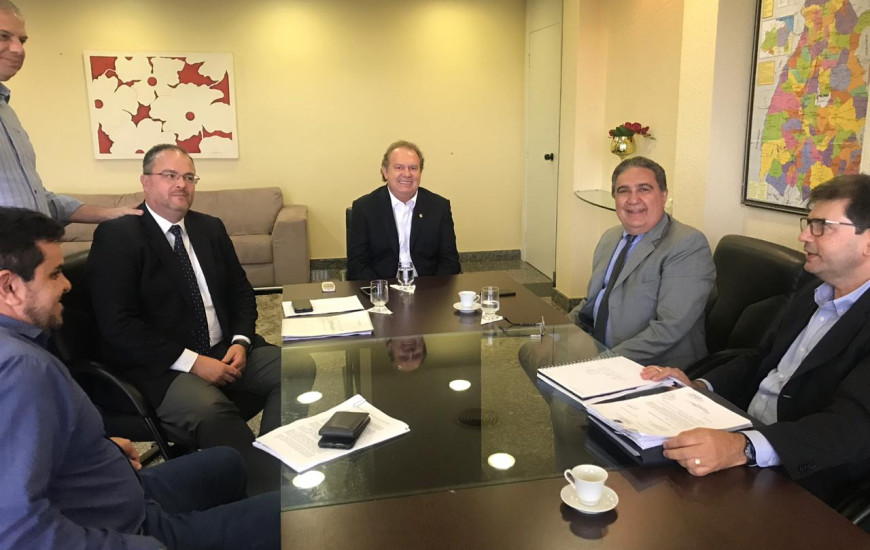 Governador e prefeito se reuniram ontem, 28, no Palácio Araguaia