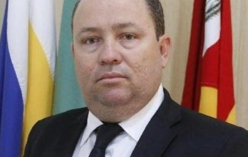 Advogado Flávio Suarte