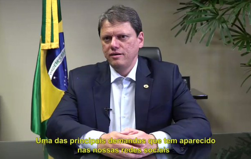 Ministro afirma que concessão de ferrovia de Porto a SP é para março