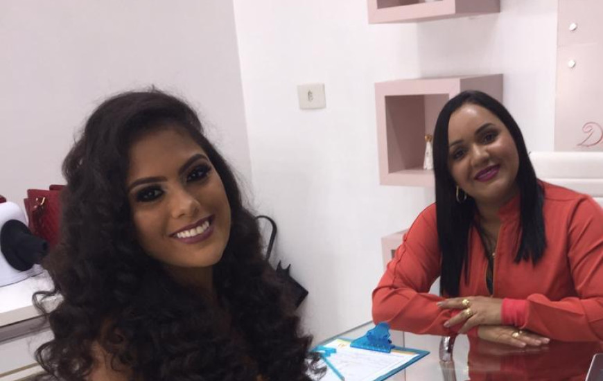 Dra Paolla com a Miss Tocantins Alessandra 