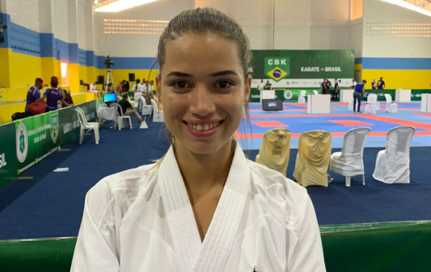 Karoline Burjack competiu pelo Tocantins no Brasileiro de Karatê Interclubes