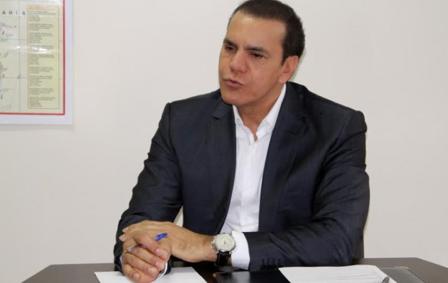 Senador Ataídes Oliveira