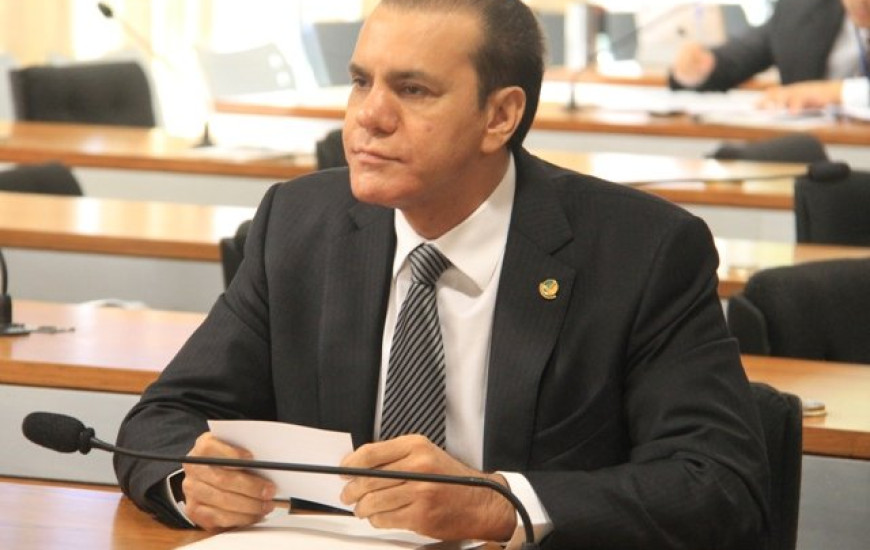 Senador Ataídes Oliveira