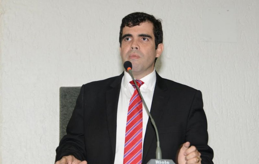 Deputado estadual Ricardo Ayres