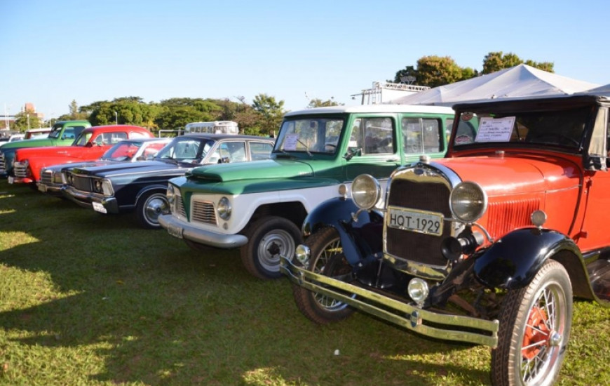 Serão mais de 150 carros de variados modelos e anos