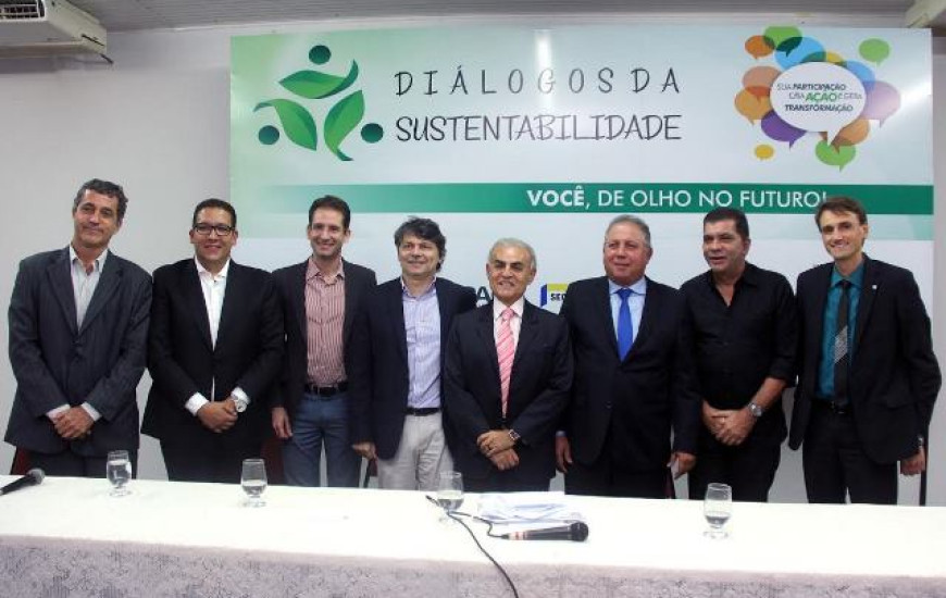 Paulo Mourão participa de debate sobre Estado Eficaz