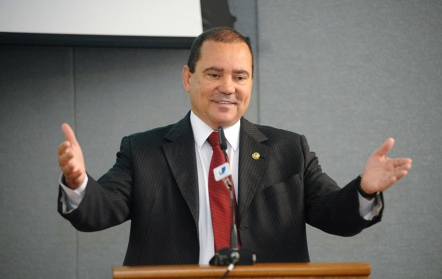 Senador Vicentinho mantém candidatura nas suplementares