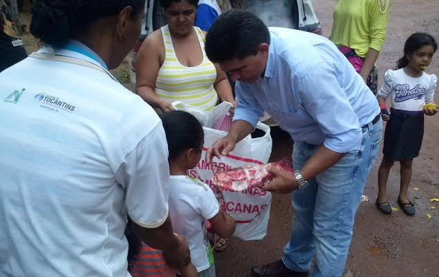 Major Negreiros entregou presentes