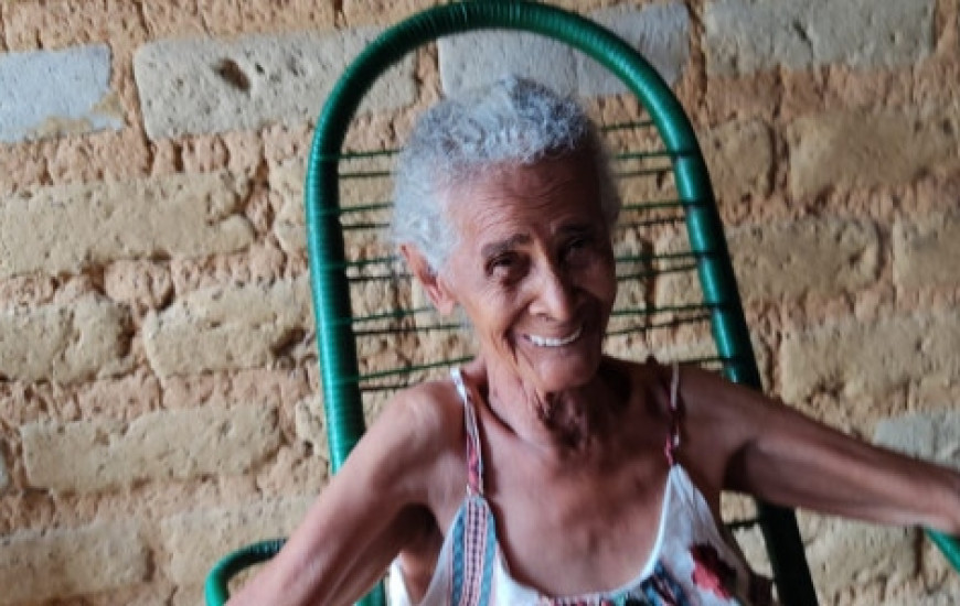 Dona Juliana Lisboa dos Santos mora na cidade de São Valério - TO