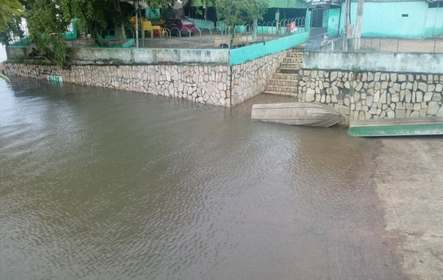 Nível de água dos rios está subindo nos municípios