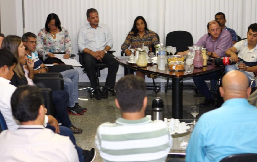 Reunião foi realizada na Câmara de Palmas