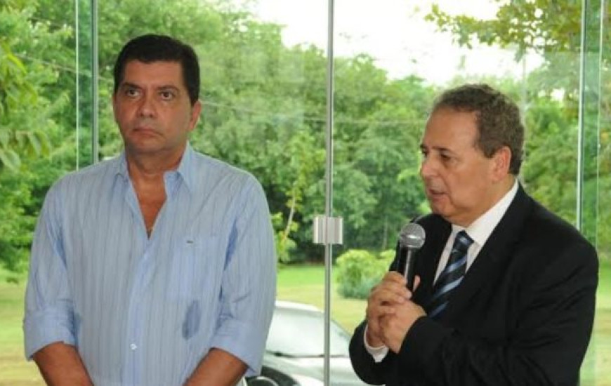 Prefeito Carlos Amastha e subprefeito Adir Gentil