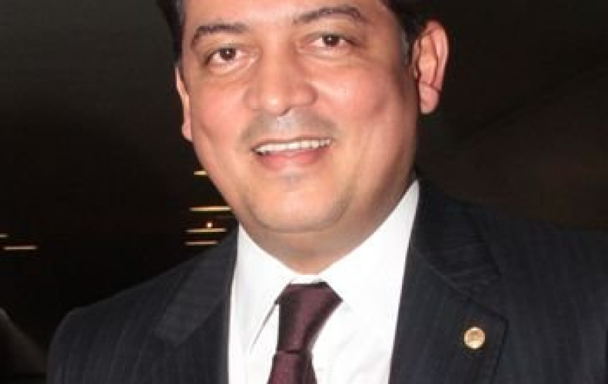 Deputado federal Eduardo Gomes