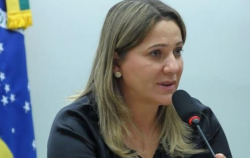 Deputada federal Dulce Miranda