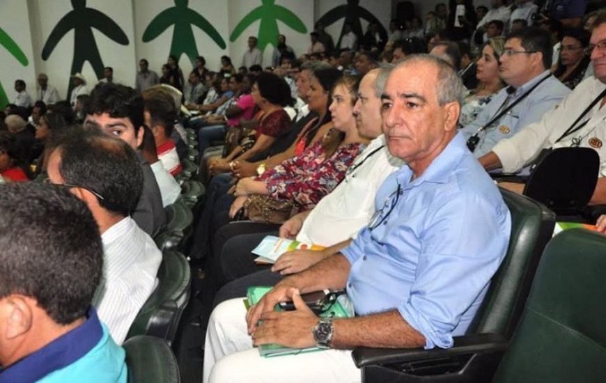 Deputado estadual participa de evento na UFT