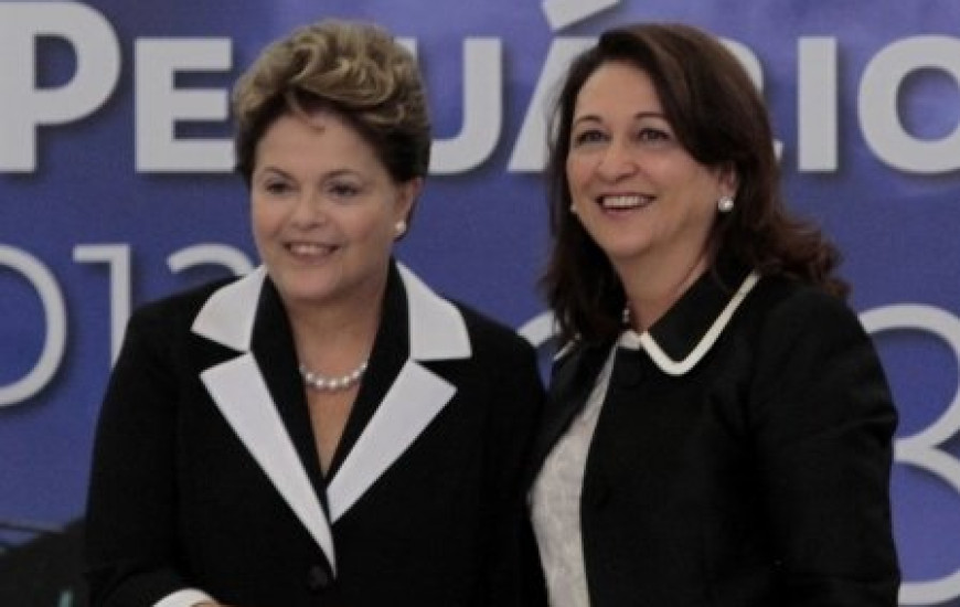 Ministra aguarda anúncio oficial de Dilma