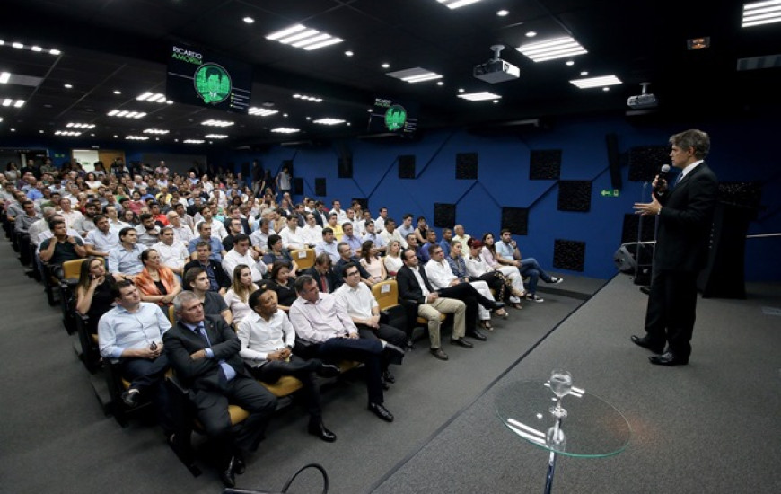 Encontro foi realizado na noite desta quarta, em Palmas