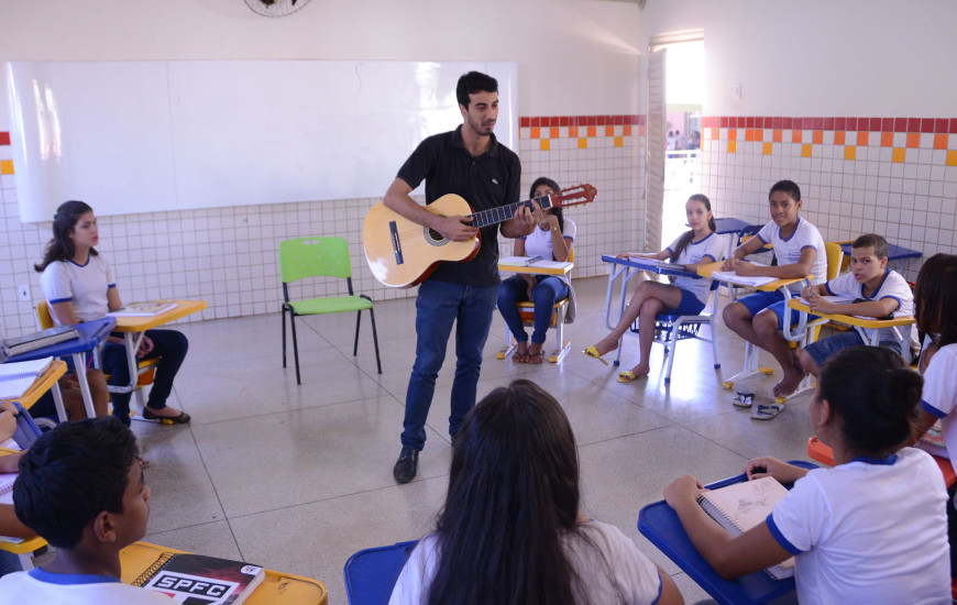 Professor inova na sala de aula na rede municipal de Palmas