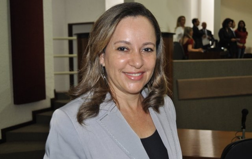 Deputada estadual Josi Nunes