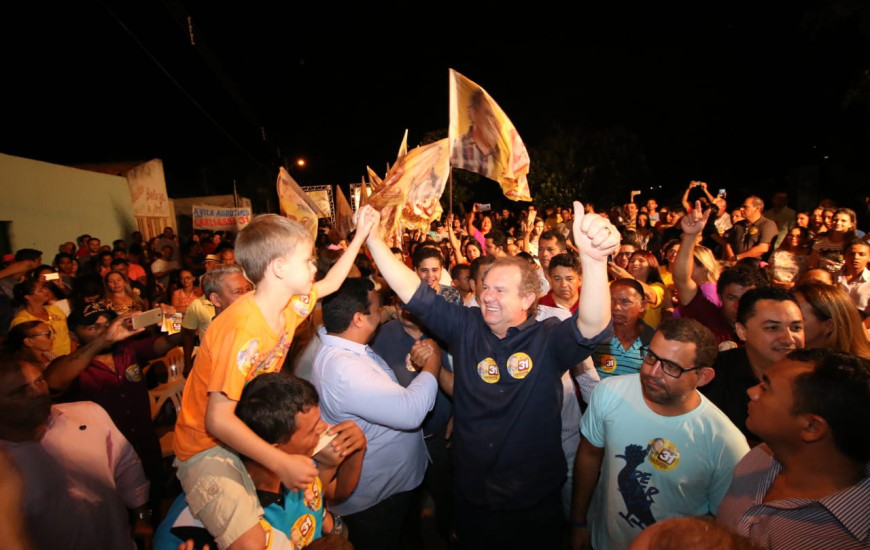 Em reunião política na Região sul, Mauro Carlesse dialoga com população
