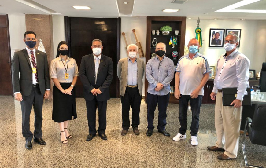 O Governador recebeu os empresários no Palácio Araguaia.