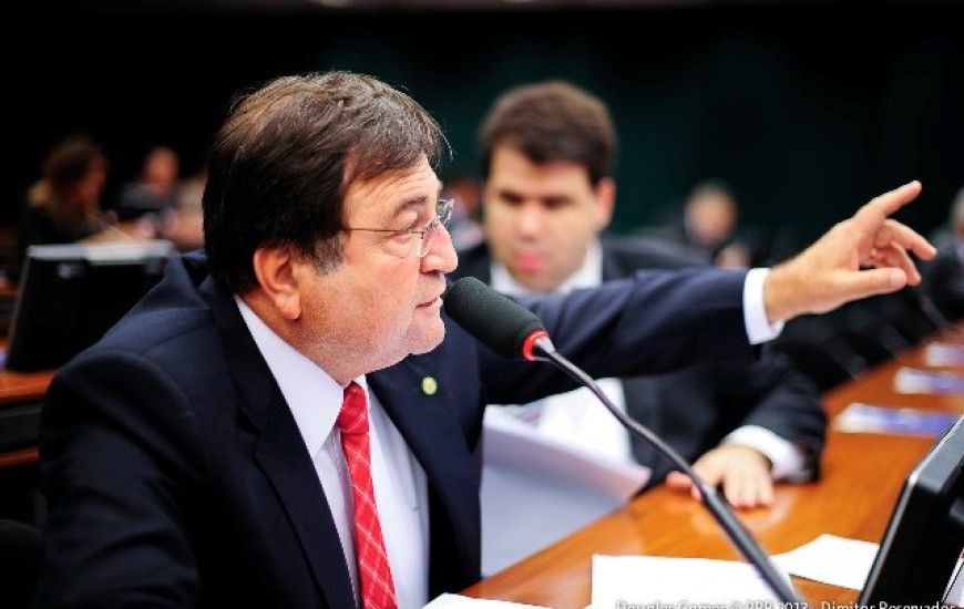 Cesar Halum