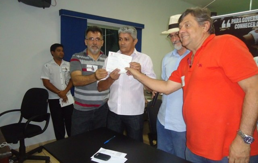 PT recebe filiação