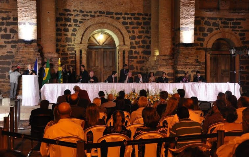 Deputado estadual Paulo Mourão assina protocolo