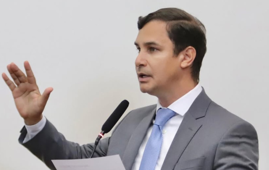 Prefeito de Palmas em exercício, Carlos Velozo